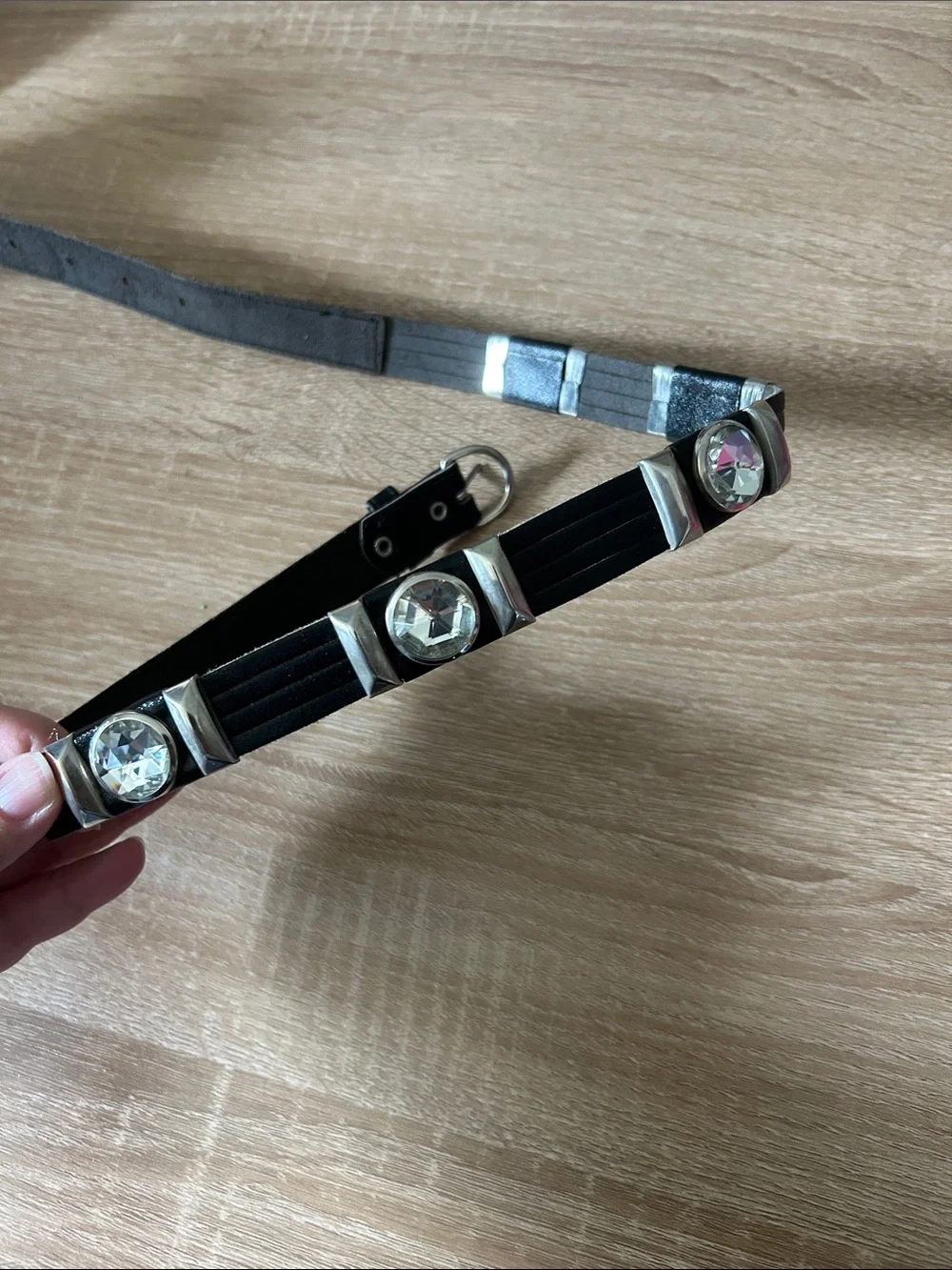 N/A sleek black